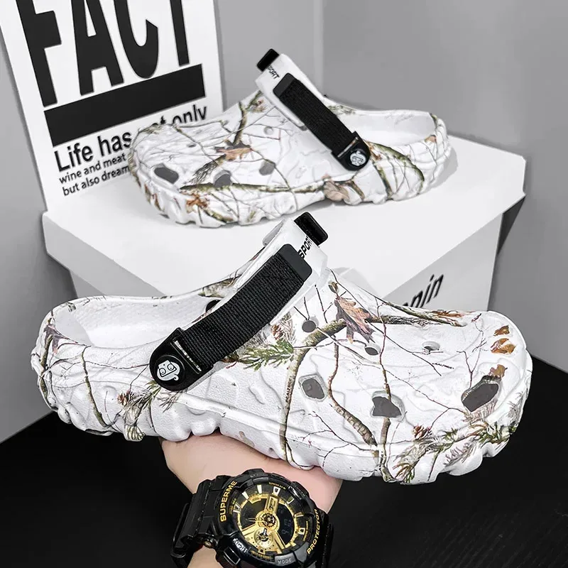 2025 Summer New Men's Slippers Outdoor Garden Clogs Male Casual Shoes Fashion Luxury Sandals Comfort Home Soft Slippers 40-45 - Image 3