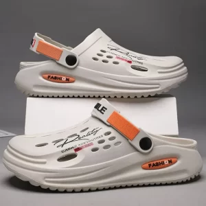 Summer Clogs Slippers Men Clogs Slippers Soft Sole Breathable Beach Slippers Men Home Slippers Outdoor Antiskid Slippers